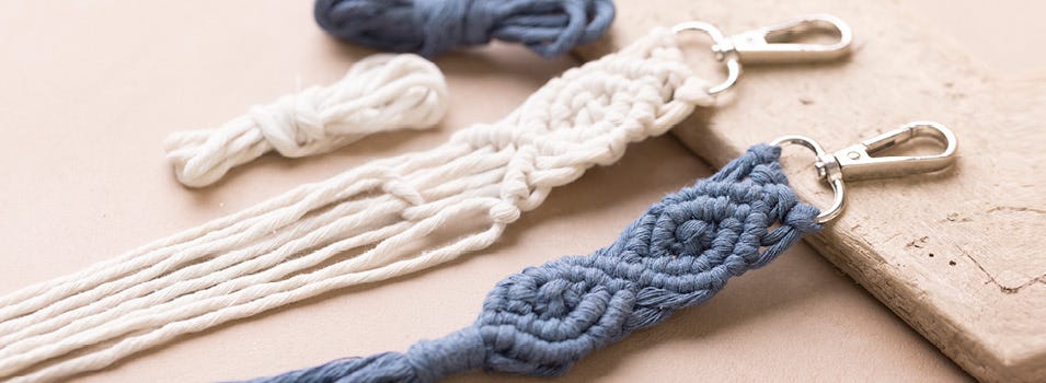 Matériel pour macramé