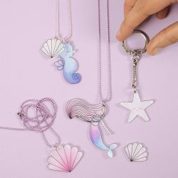 Kits – Fabrication de bijoux avec des perles et des feuilles de plastique thermorétractable