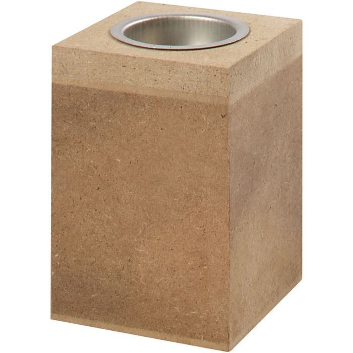 Bougeoir, H : 10 cm, dim. 7x7 cm, 1 pièce