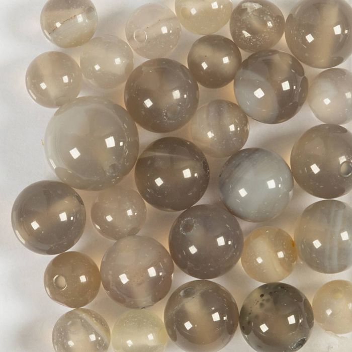 Perles de pierres d'agate, d 6+8+10 mm, diamètre intérieur 0,9-1 mm, gris transparent, 28 pièces/ 1 Pq.
