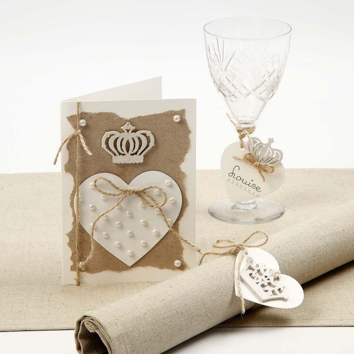 Une invitation de mariage.