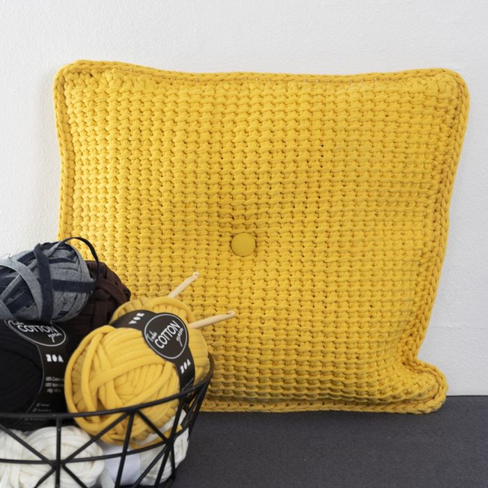 Coussins au crochet tunisien en fil de tissu