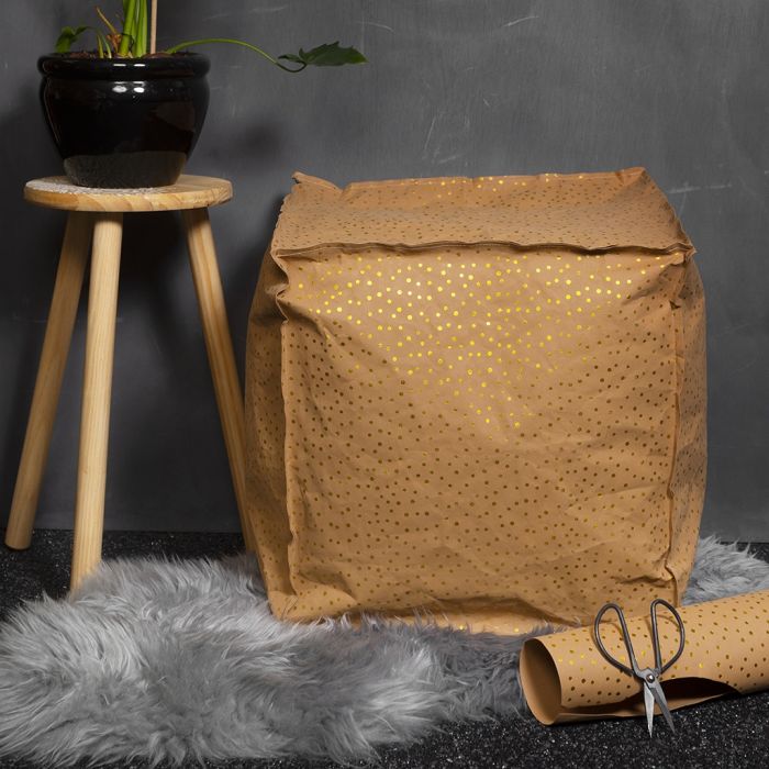 Un pouf en papier imitation cuir rempli de billes de polystyrène