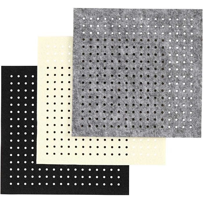 Feutre avec trous, dim. 20x20 cm, ép. 3 mm, noir, gris, blanc cassé, 3x4 flles/ 1 Pq.