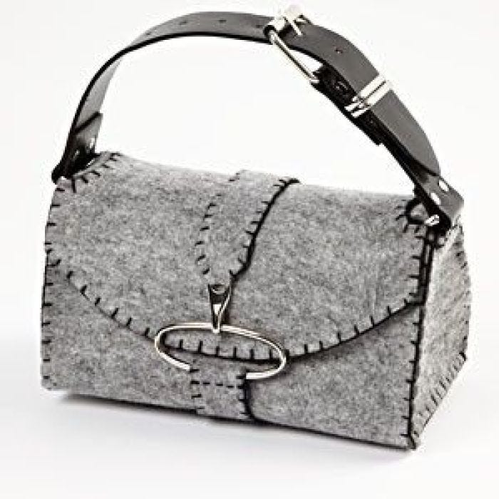 A Trendy Bag sewn from Felt