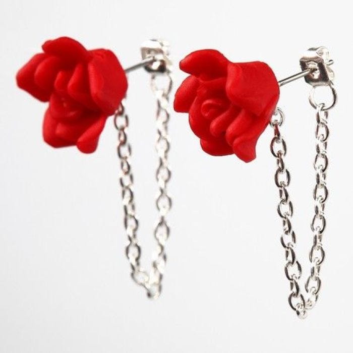 Stud Earrings with Jewellery Chain and a Flower