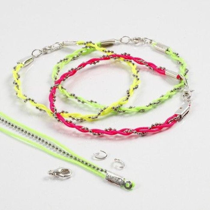 A Bracelet made from a Bead Chain and Neon-Coloured Macramé Cords