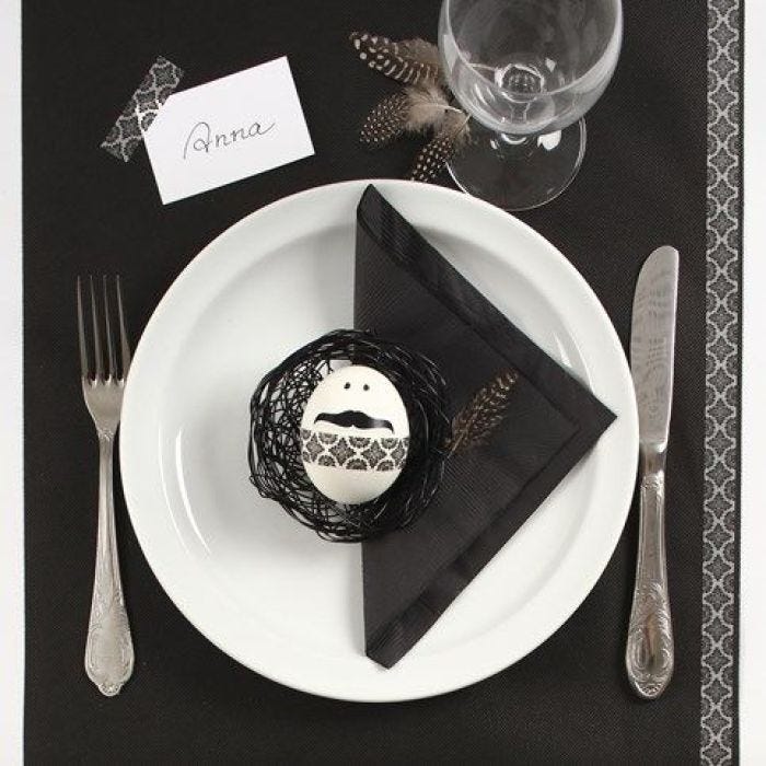 Décoration de table de Pâques blanc et noir