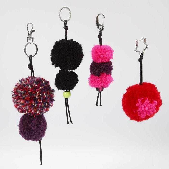 Pendentif porte-clé avec pompon