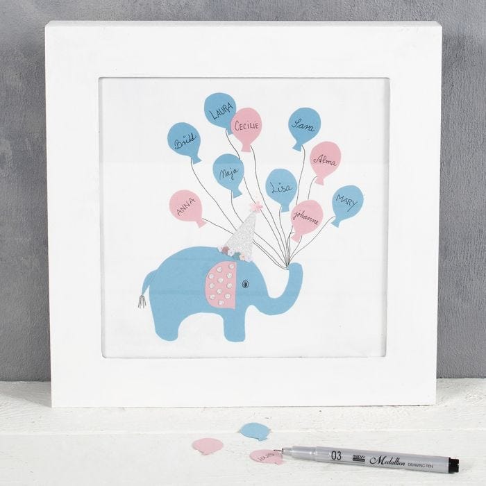 Un tableau avec un éléphant de la part des invités