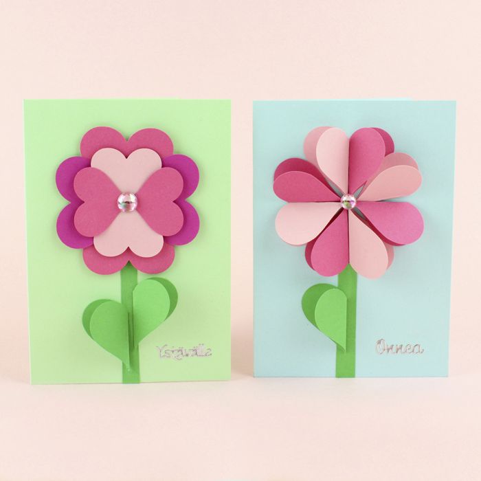 Kukkakortteja sydämistä