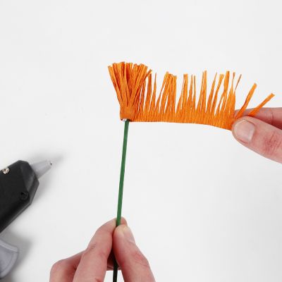 Comment réaliser les étamines pour fleurs en papier crépon (technique de frange/emballage)