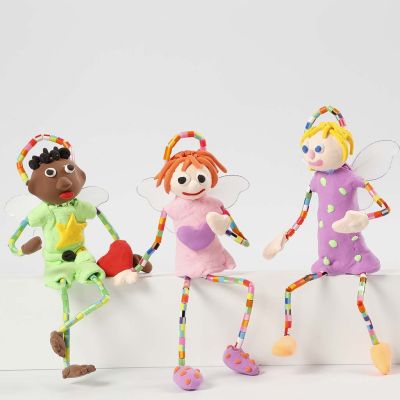 Des anges faits avec du fil chenille