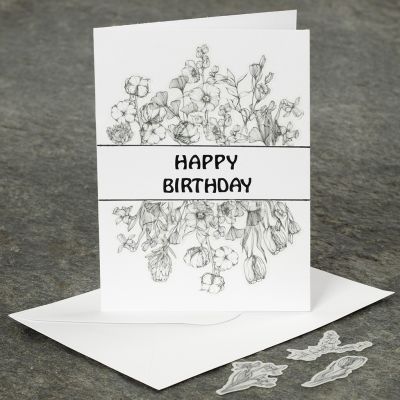 Une carte d’anniversaire décorée avec des autocollants Washi
