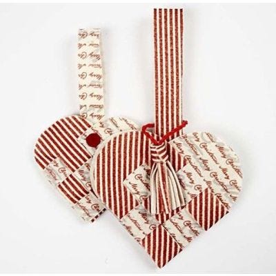 A woven heart in felt with a tassel