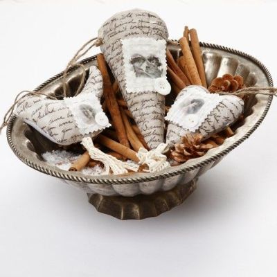 Stuffed Fabric Hanging Decorations with Vivi Gade Design Decoupage Paper