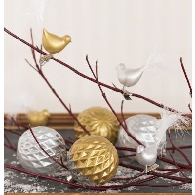 Boules et oiseaux en verre décorés avec peinture céramique
