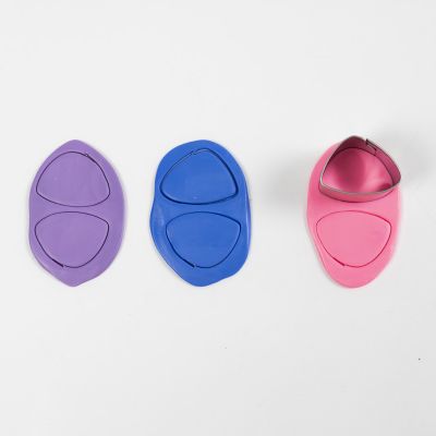 Comment fabriquer des pièces plates et de couleur unie avec de la pâte polymère fine