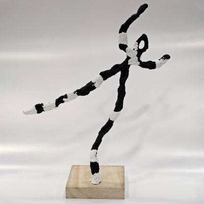 Figurine Maren en pâte Silk Clay®