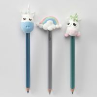 Crayons de couleurs avec licornes et crayon arc-en-ciel pour décorations de la tête