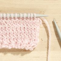 Comment tricoter le brin arrière d'une maille